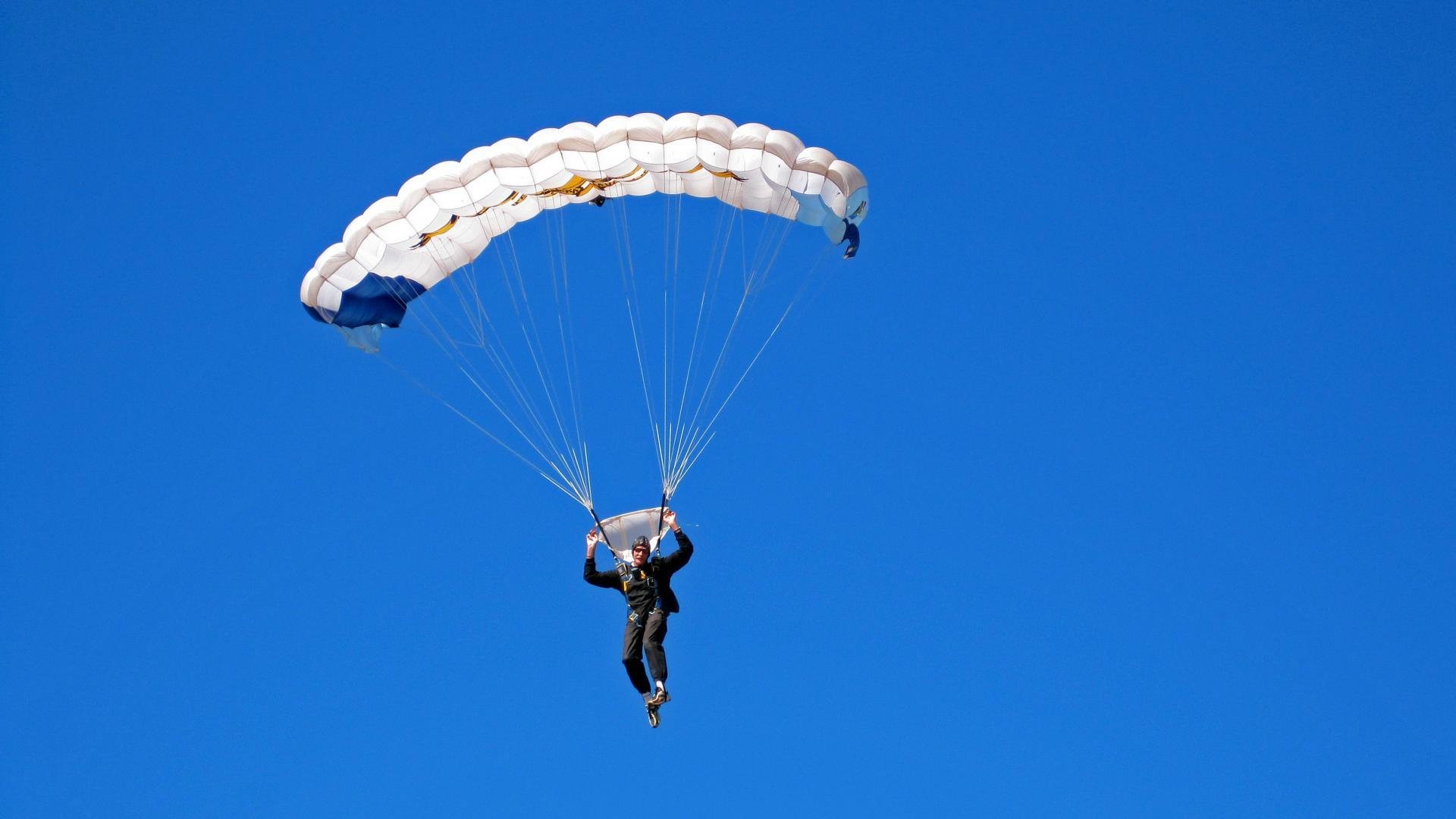 联盟是否应发布球员公益行动白皮书