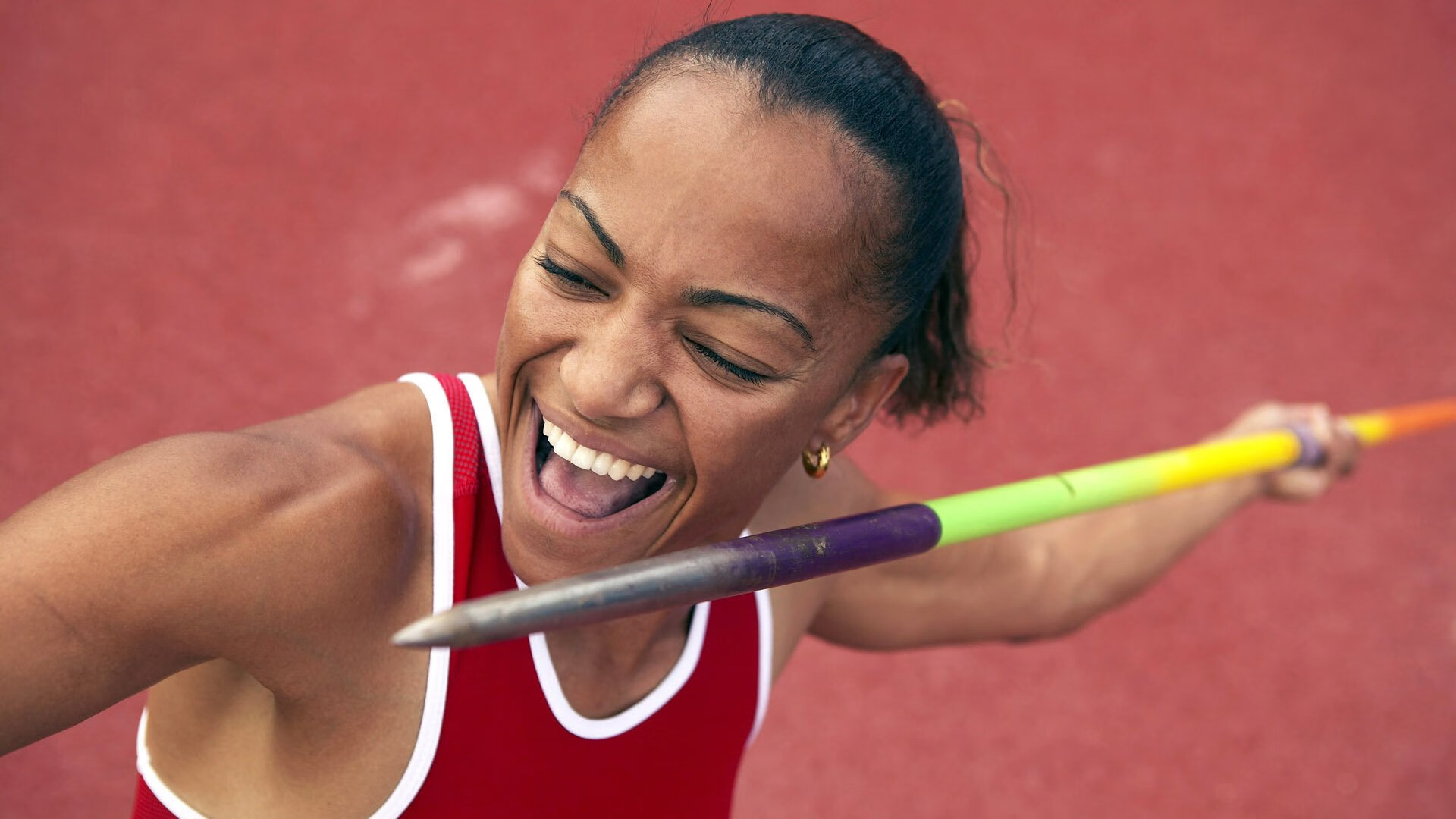 关键战役前夕主帅召开闭门会议鼓舞全队士气