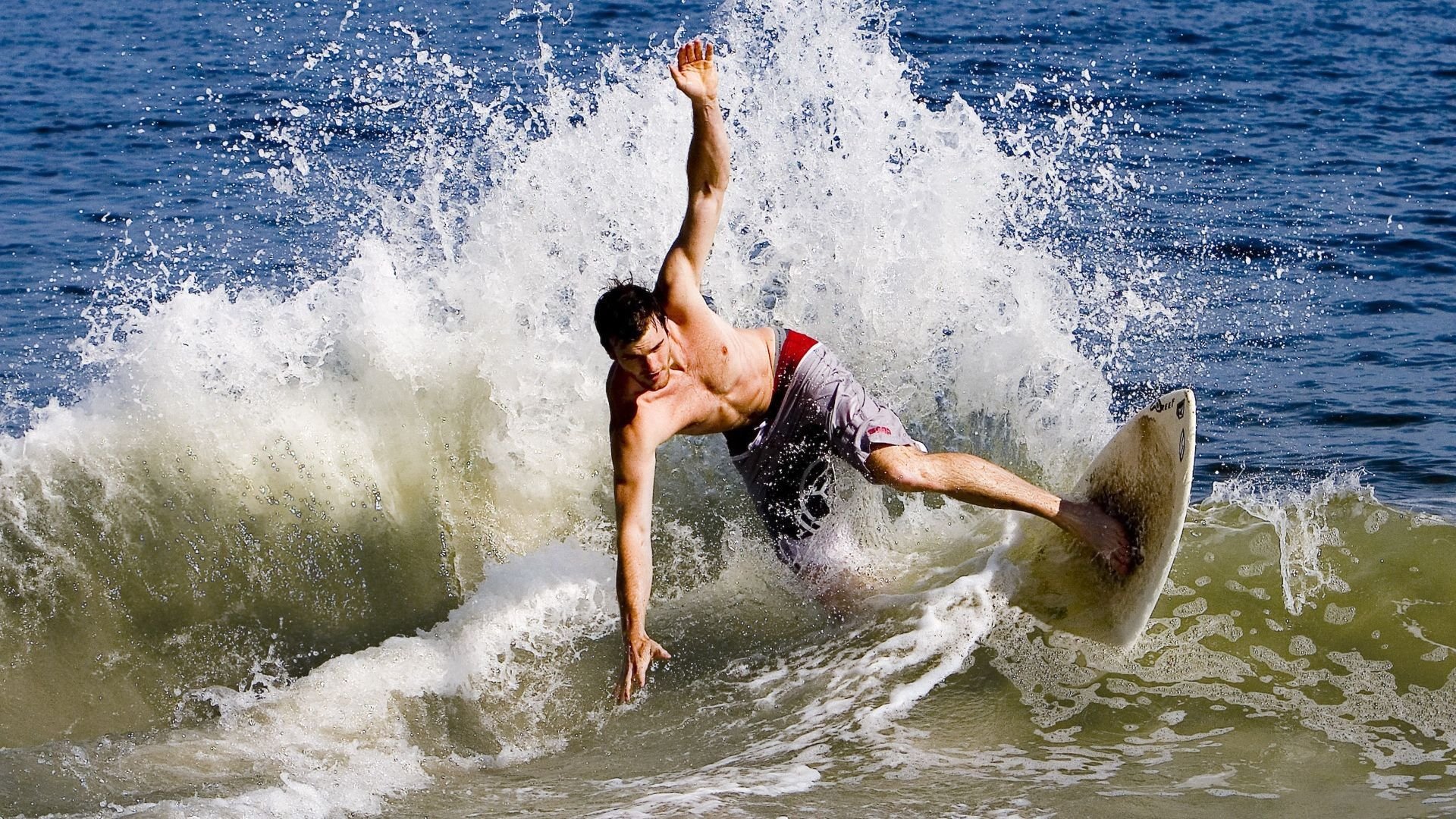 _文化交流杯：不同国家运动员的友谊赛_，运动员代表别的国家参赛